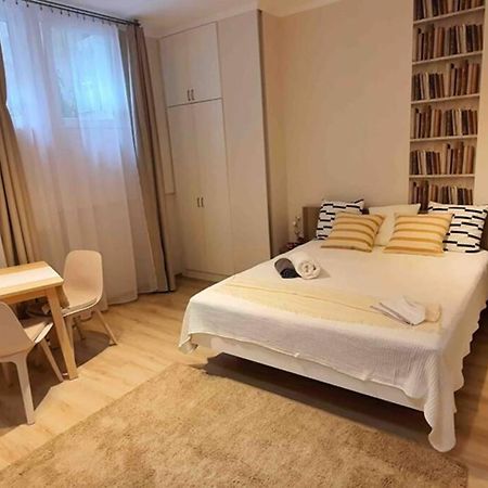 Studio Flat In The Center Of Budapest Exterior photo